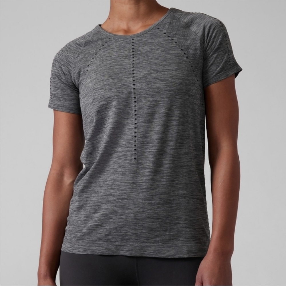 Athleta short sleeve top Sz L - dark gray
